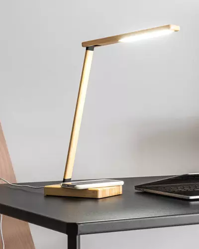 Luminaria Personalizada com Carregador por Inducao
